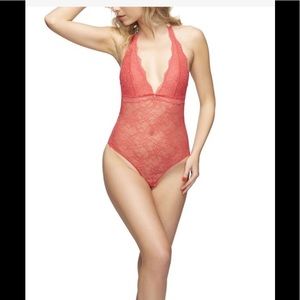 Sam Edelman 💝 lace halter bodysuit